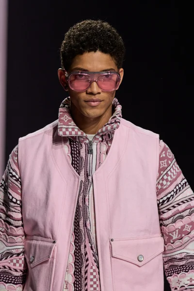 Look 84